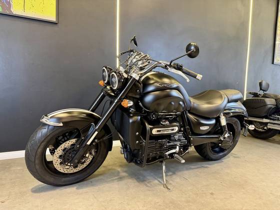 TRIUMPH ROCKET III ROADSTER 